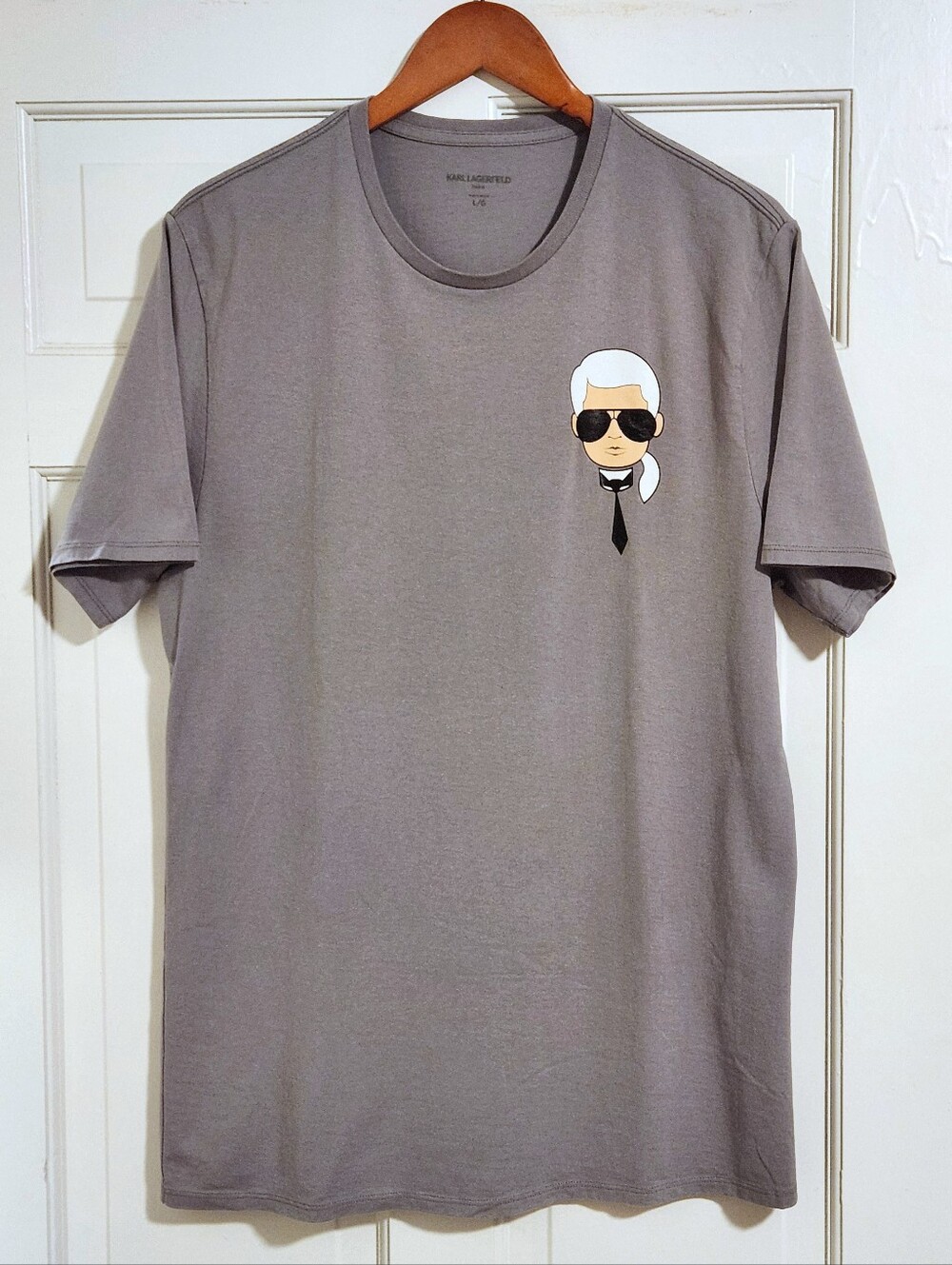 🩶Karl Lagerfeld Paris🩶 - Gray Karl Caricature Tee